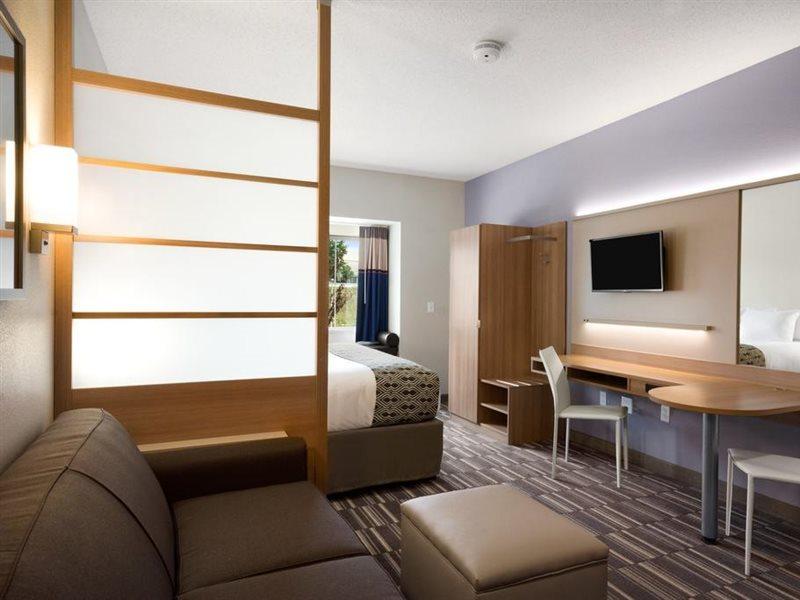 לינצ'בורג Microtel Inn & Suites By Wyndham מראה חיצוני תמונה