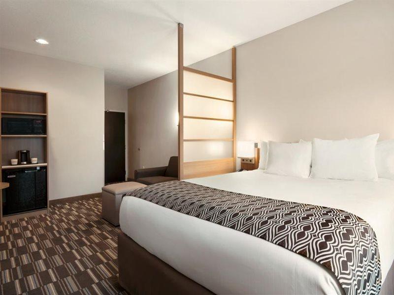 לינצ'בורג Microtel Inn & Suites By Wyndham מראה חיצוני תמונה
